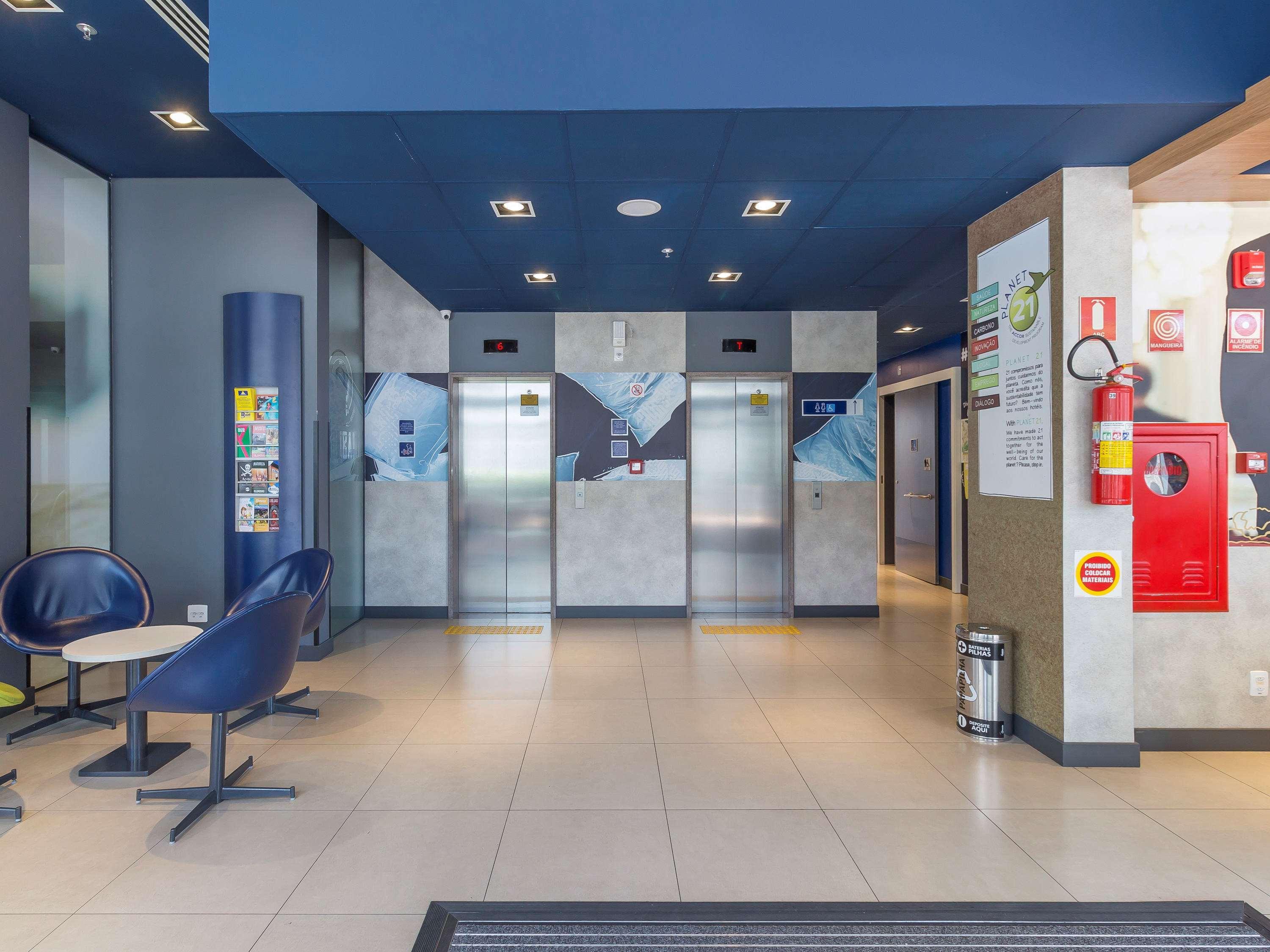 Ibis Budget Blumenau Exterior foto